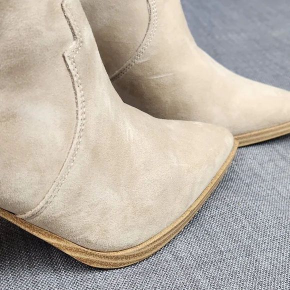 Steve Madden Chaya Block Heeled Western Leather Bootie. - Picture 11 of 13